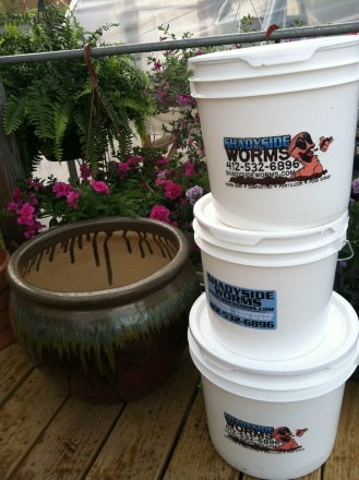 Our buckets are either 2gal for smaller households, or 3.5gal for larger households.
